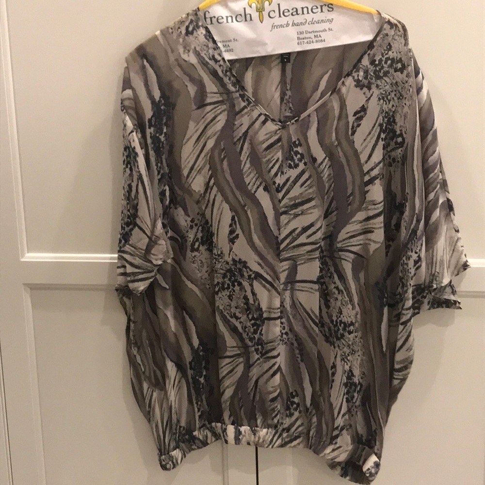 Pea in the Pod elegant maternity blouse
